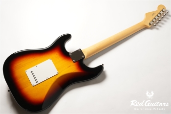 MADE IN JAPAN Traditional II 60s Stratocaster - 3Tone Sunburst